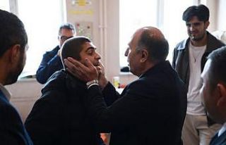 Başkan Arslan engelli bireyleri özel günlerinde...