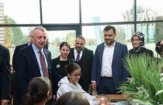 Başkan Büyükakın: "Kütüphanelerde gençlerimizi...