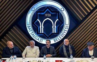 Başkan Taşkın’dan muhtarlarla istişare toplantısı