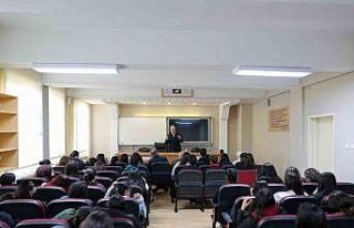 Başkan Yalçın gençlerle buluştu