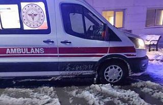 Batman’da 42 yaşındaki hasta, paletli ambulansla...