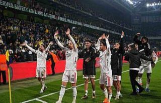 Beşiktaş bu sezon ilk derbi galibiyetini elde etti