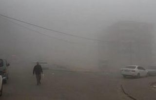 Besni’de yoğun sis ve sağanak yağış hayatı...