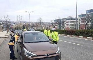 Bilecik’te ambulansa yol ver uyarısı