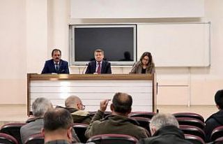 Bilecik’te devamsızlıkla mücadele toplantısı...