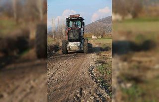 Bozdoğan Belediyesi’nden ova yollarında çalışma