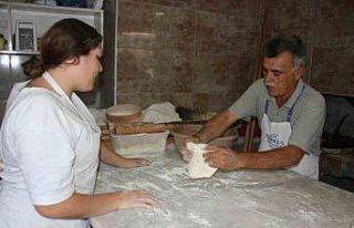 Bu iş yerinden çırak olarak içeri giren, patron...
