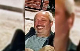 Bursa’da çatı katında baba, odada kızı ölü...