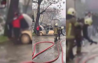 Bursa’da park halindeki midibüste çıkan yangın...