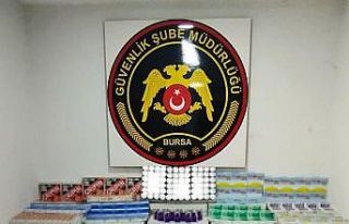 Bursa’da ruhsatsız ilaç operasyonu: Binlerce ürün...