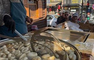 Bursa’da taksicilerden yürek ısıtan şehitler...
