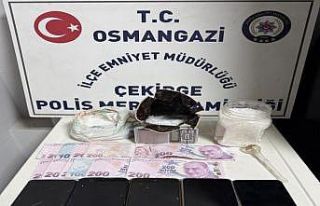 Bursa’da zehir tacirlerine darbe, yüklü miktarda...