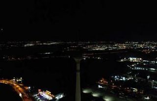 Büyükçekmece Televizyon Kulesi hava trafiği için...