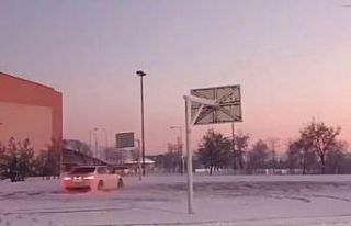 Buz üstünde drift kameraya yansıdı