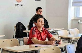 Çameli Belediyesi öğrencilere deneme sınavı desteği...