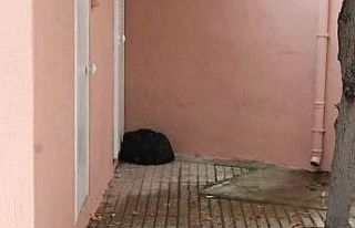 Camii avlusunda şüpheli çanta paniği