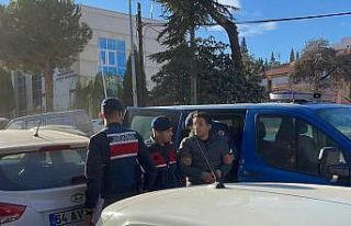 Çarptığı üç yayanın ölümüne neden olan sürücü...