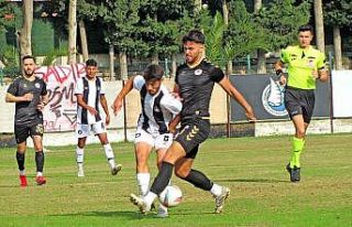 Çeşme Belediyespor ligin ikinci yarısına galibiyetle...