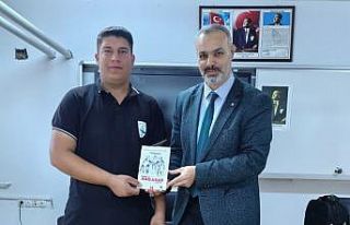 Cizre’de başarıda arkadaş seçimi konferansı