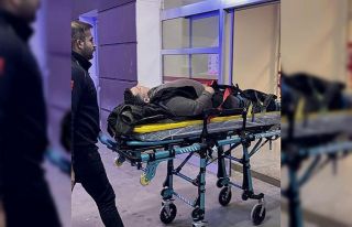 Çukura giren motosiklet devrildi: 1 yaralı