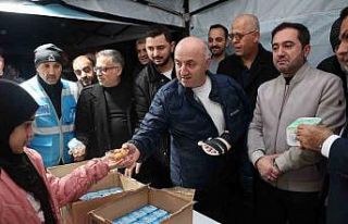 Darıca’da vatandaşlara lokma ikram edildi