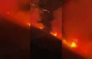 Dava nedeniyle kapatılan yoldan geçemeyen itfaiye...