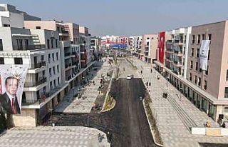 Depremle birlikte yerle bir olan Antakya kent merkezi...