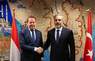 Dışişleri Bakanı Fidan, Hollandalı mevkidaşı...