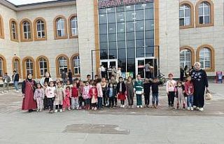 Diyadin’de öğrencilere unutulmaz sinema günü