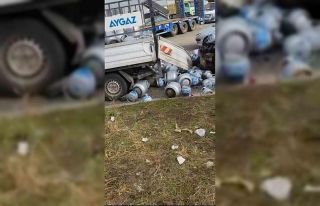 Diyarbakır’da tüplerin yola savrulduğu kaza ucuz...