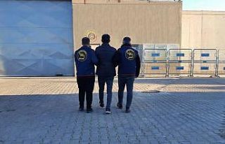 Dolandırıcılık suçundan kesinleşmiş 12 yıl...