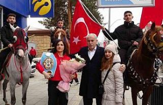 Dünya Boks Şampiyonu Turhan, memleketi Bayburt’ta...