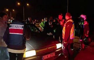 Ekiplerin zorlu denetimi: Alkollü sürücü direndi,...