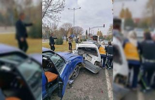 Elazığ’da 4 araçlı zincirleme kaza: 1 yaralı