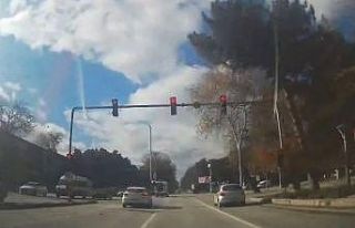 Elazığ’da hatalı şerit değiştirme kazaya neden...