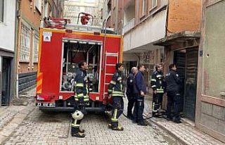 Elazığ’da metruk binada yangın