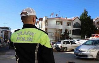 Elazığ’da yoğun bölgelerde trafik denetimi