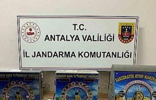 Elmalı’da sakızmatik ile kumara operasyon: 2 şüpheli...