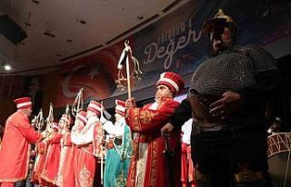 Engelleri aştılar, mehterle coşturdular