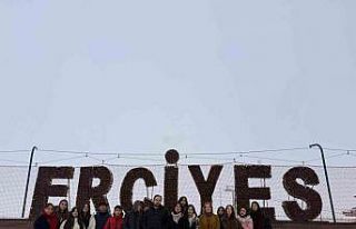 Erciyes’in zirvesinde öğrencilere yönelik ’Uluslararası...