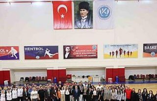 ERÜ Kadın Basketbol Takımı şampiyon oldu