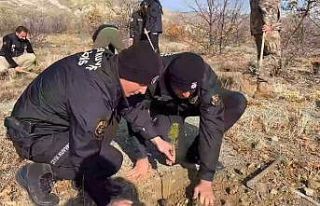 Erzincan Emniyeti 600 fidanı toprakla buluşturdu