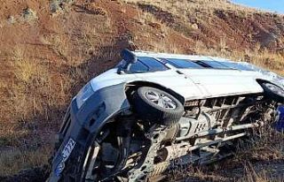 Erzurum’da öğretmenleri taşıyan servis minibüsü...