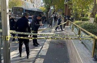 Eşini rahatsız eden adama tuzak kurup ayağından...