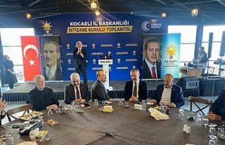 Eski bakan Osman Pepe’den "Yeni Yalta yazılıyor"...