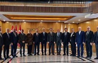 Eskişehir heyetinden Bakan Uraloğlu’na ziyaret