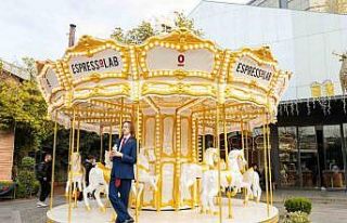 Espressolab’den Tommy Cash sürprizi