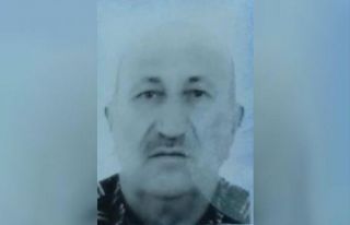 Evinin çatısında çalışırken aşağıya düştü