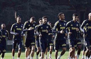 Fenerbahçe, RAMS Başakşehir maçının hazırlıklarına...