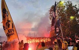 Fenerbahçe taraftarından derbiye yoğun ilgi